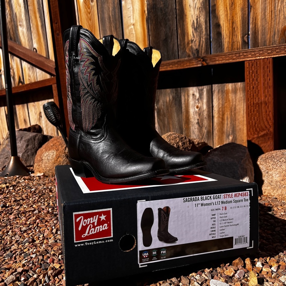 Tony Lama Black Leather Cowboy Boots EP4583